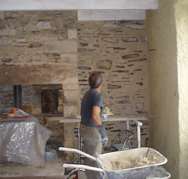 Restauration bâti ancien,éco-habitat,rénovation maison ancienne,écorénovation,maçonnerie pierre,matériaux naturels,maisons bretonnes,rénovation finistère,rénovation écologique habitat,restauration écologique de bâti ancien